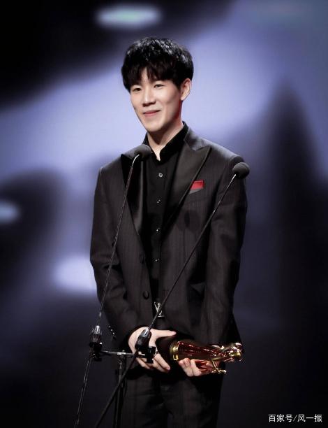 WE与教练正式解约